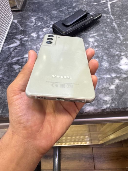 Самсунг галакси с21 5G