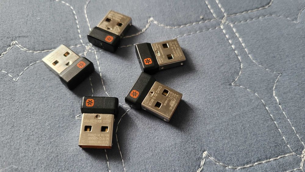 Logitech (logi) USB Unifying receiver  adaptor U0008