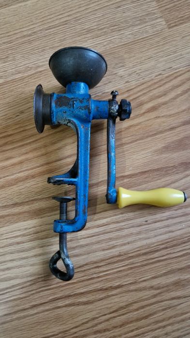 Rănită de zahar, piper