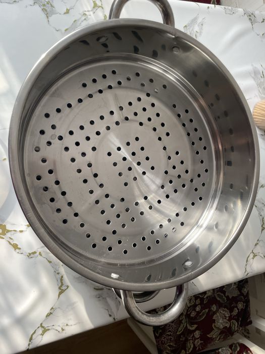 Продается мантоварка