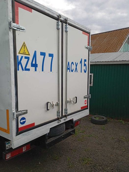 Продам ГАЗ с термобудкой