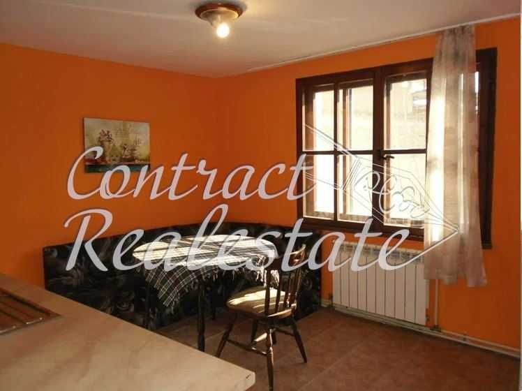 Дава се под наем Двустаен апартамент в Варна, м-т Траката - 40 кв.м за 234.6 € - Снимка #2