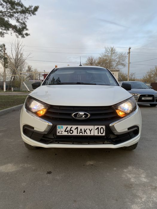 Продам гранта 2 FL 2019  пробег 96 тыс