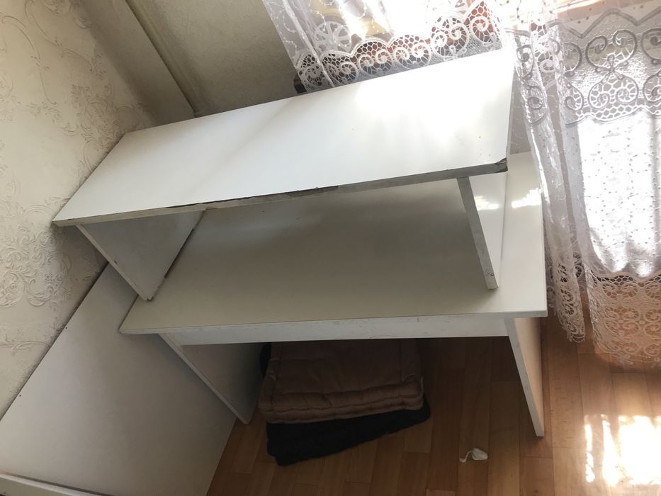 Стол и стулья детский