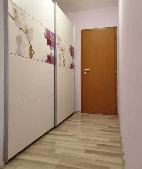 Дава се под наем Двустаен апартамент в Бургас, Център - 60 кв.м за 127.5 € - Снимка #6