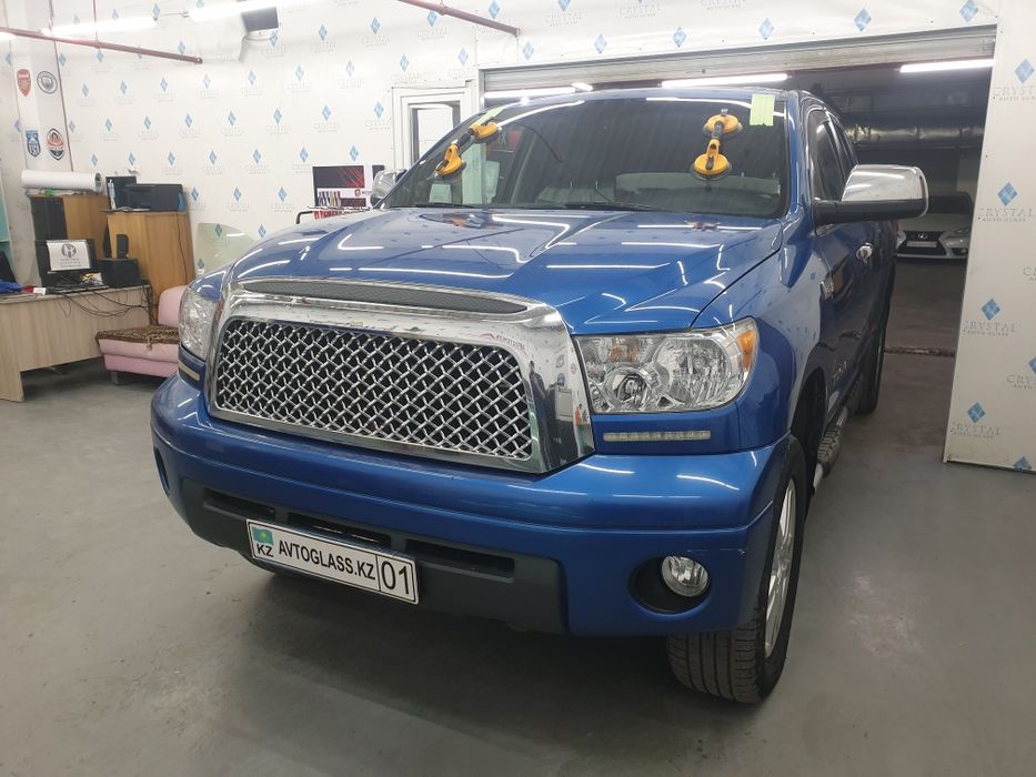 Автостекла на левом берегу. "Корме"