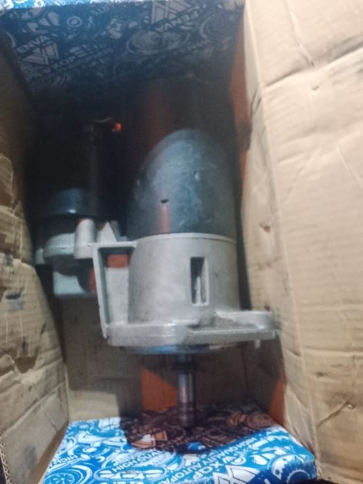 Продам стартер на Гольф 3