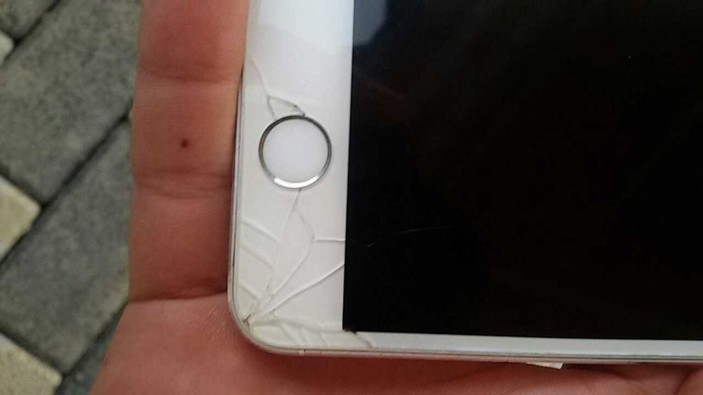 Iphone 5s va samsung s3 sotiladi