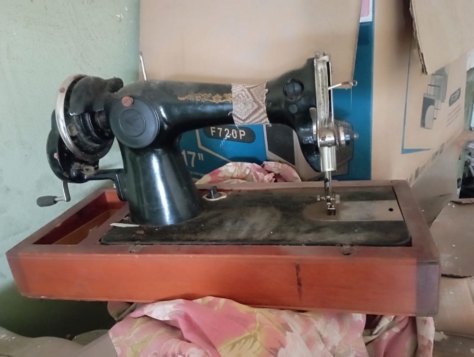 Продается срочно сейф фляги машинка