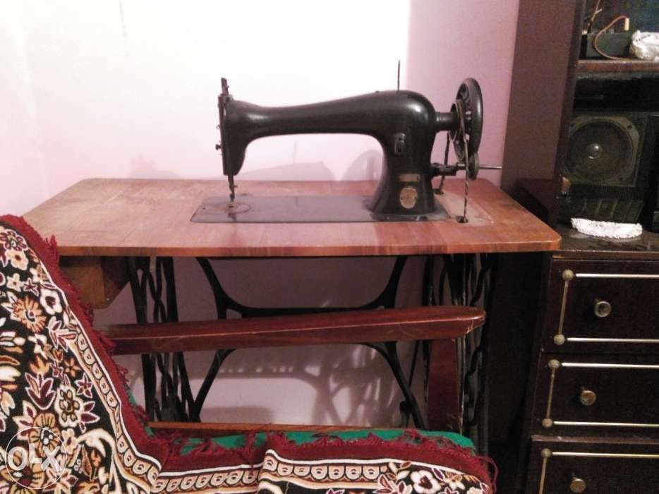 Vand masina de cusut SINGER seria 16K33