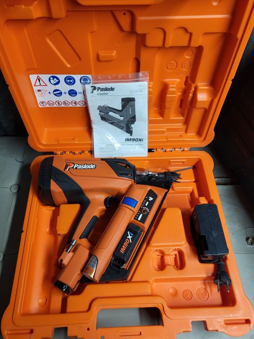 Paslode IM90 XI complet in cutie functioneaza perfect