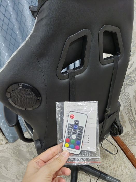 Игровое кресло, офисное кресло