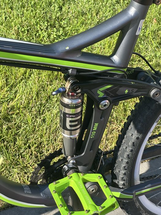 Bicicletul Full Suspension