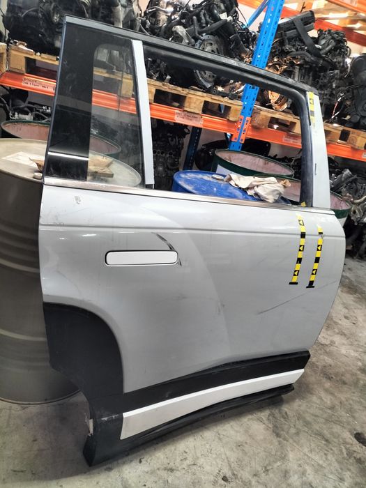 Задна дясна врата Hyundai Ioniq 9 / Хюндай Йоник 9 2024г.