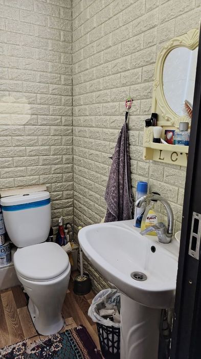 Продам  квартиру  сергели  5 4/1/9