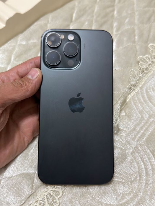 Продам iphone 16 pro max