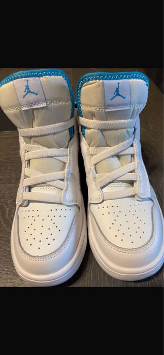 adidasi noi nike mid white and blue 34