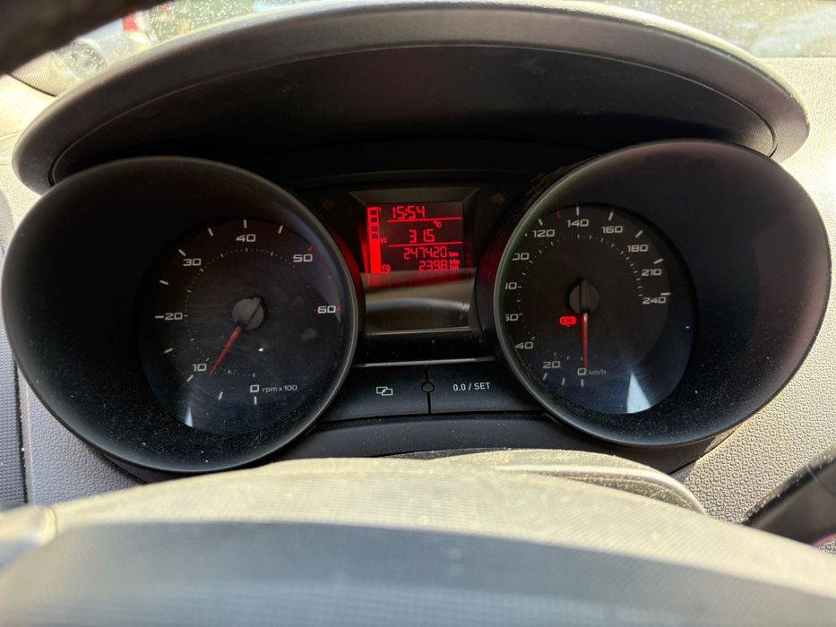 Vând urgent Autoturism