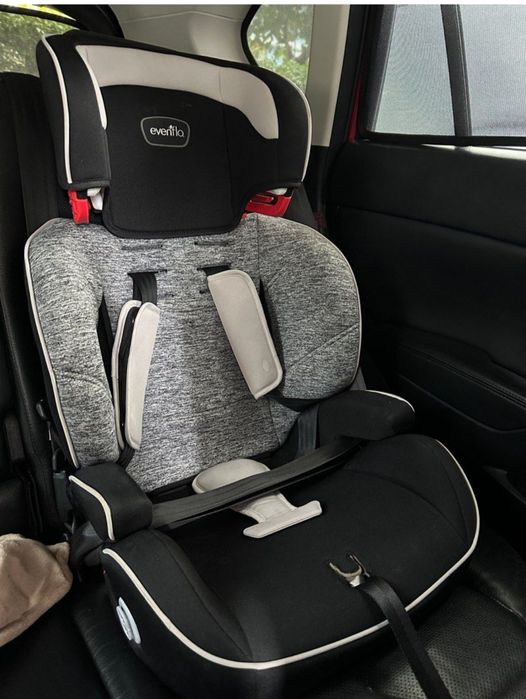 Автокресло Evenflo