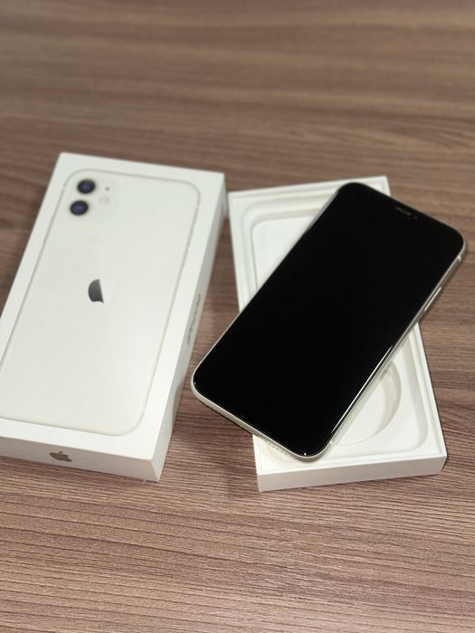 Айфон 11 IPhone 11(64гб/86 емкость).
