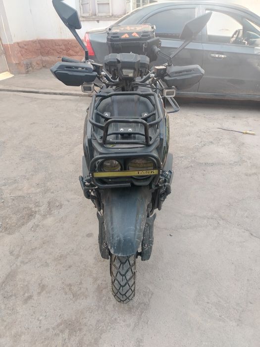Sukuter Tank 2 srochni sotiladi 600 $