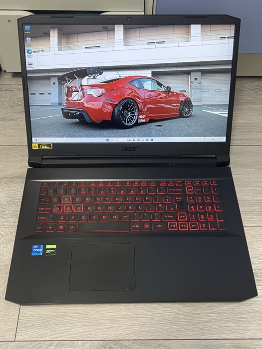 Laptop Gaming cu GTX 1650 si i5 11300H