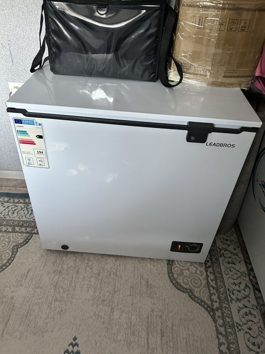 Продам аппарат морозильный ( морозильник )