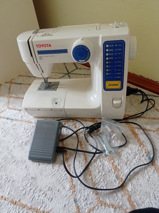 Швейная машина tayota