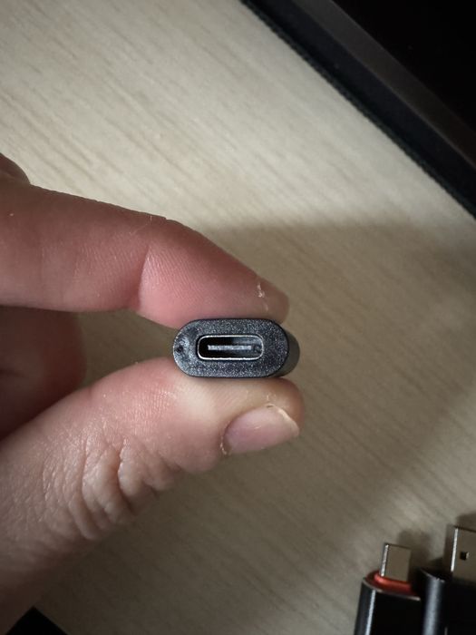 Adaptor wireless pentru Apple Carplay si Android Auto