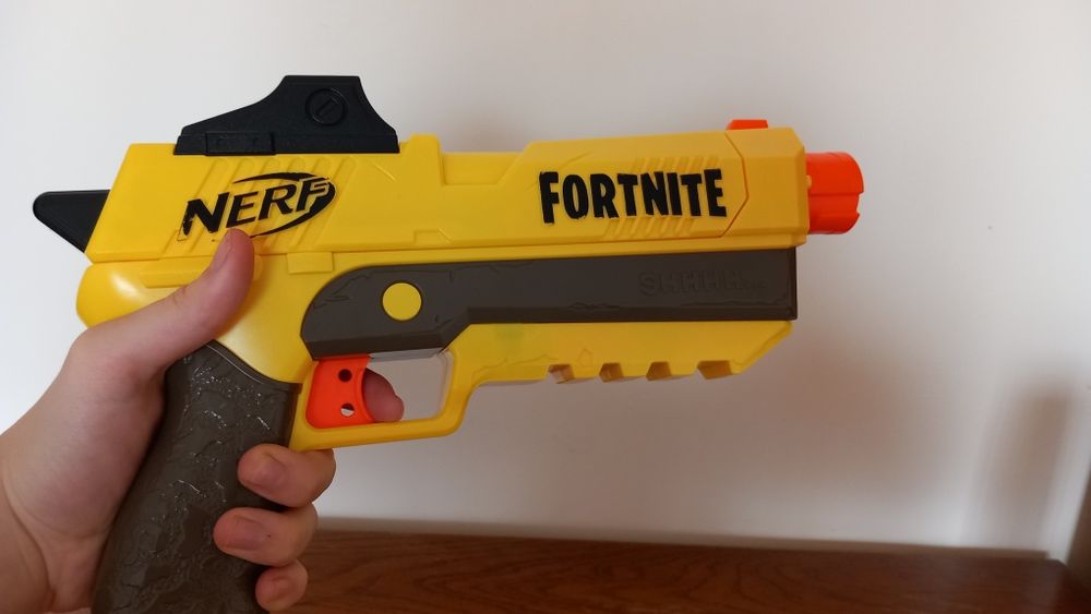 Blaster/ Pistol Nerf Fortnite - Sneaky Springer (ieftin)