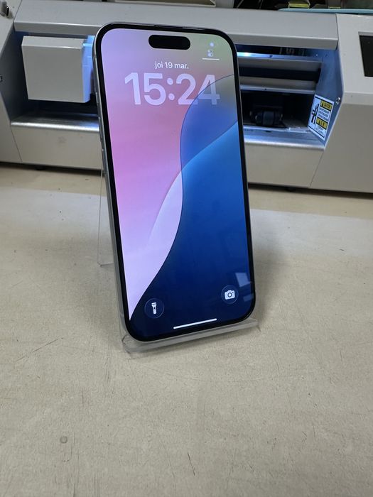 Iphone 15 / 128 gb / 100% baterie / impecabil ca nou! Garantie