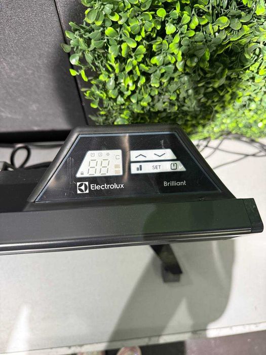 Стильный конвектор Electrolux Brilliant ECH/B 2000Е