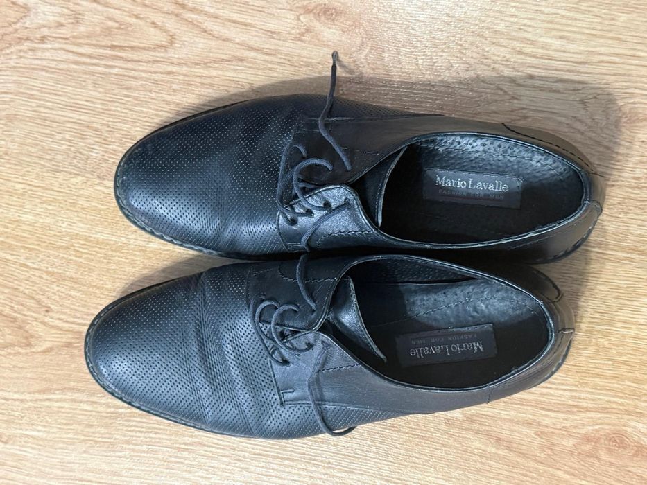 Pantofi din piele
