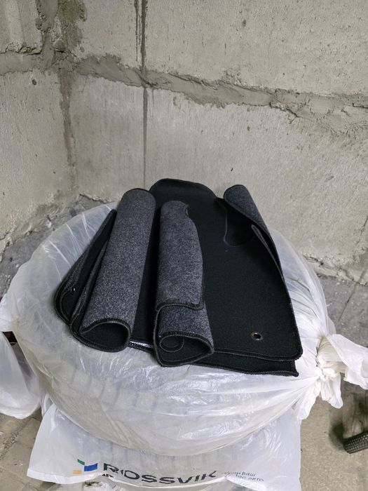Продам оригинальные коврики Хенде Санта Фе, Хенде Кустин