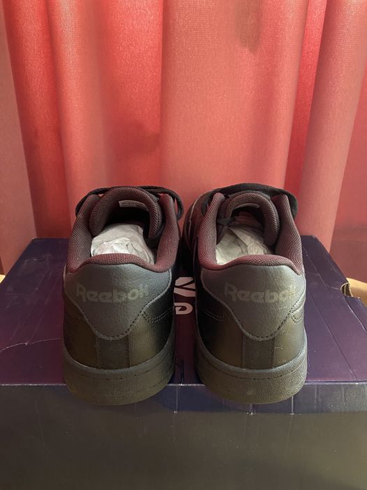 Нови мъжки черни маратонки Reebok