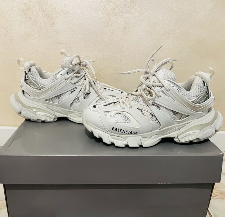 Balenciaga track nr36