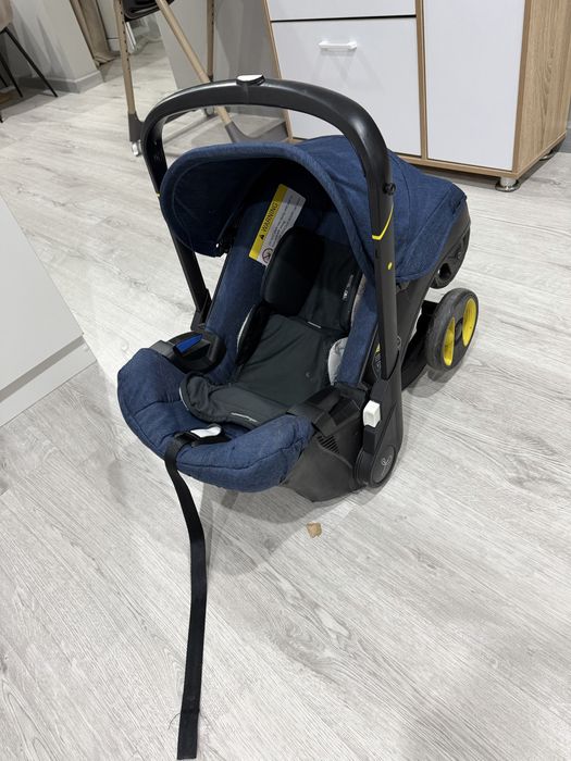 Продам коляску-автокресло