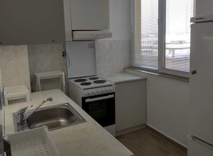 Двустаен апартамент в Център - ЦУМ