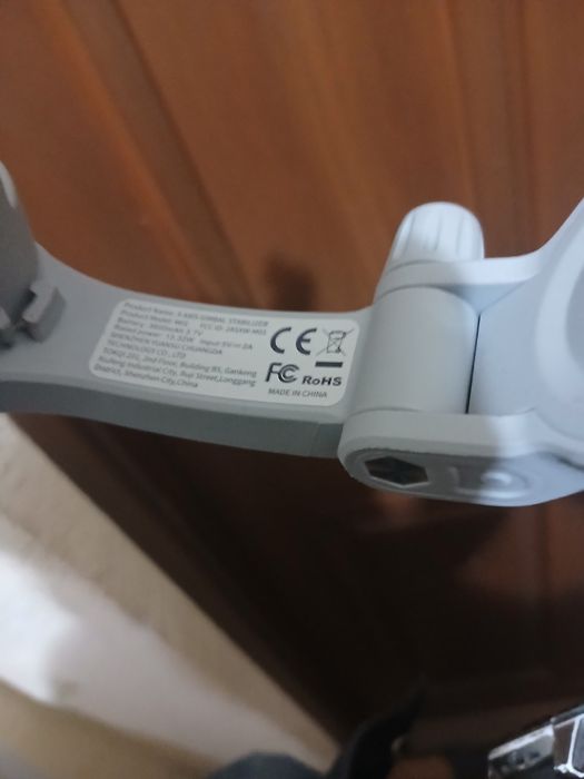 M01 TOKQI Монопод превратит ваш девайс в настоящую кинокамеру, обеспеч