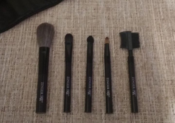 Кисти для макияжа