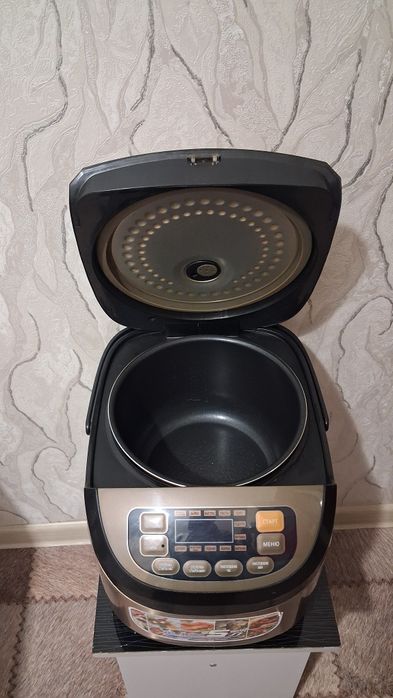 Мультиварка Redmond