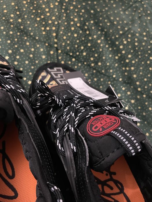 Versace Chain Reaction ’Barocco Print