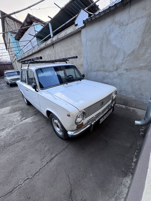 Ваз 21011 сотилади