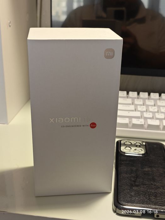 Xiaomi 13 12/256gb
