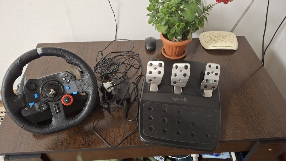 Игровой руль Logitech G29