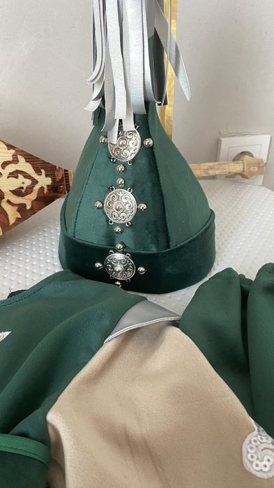 Тусау кесу костюм