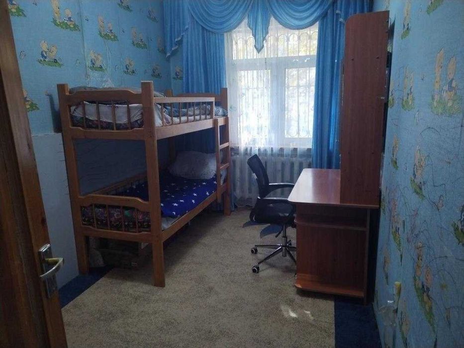 4 хонали квартира сотилади. Чиланзар 11.