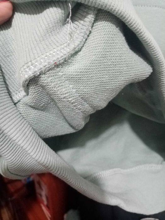 Толстовка новая.