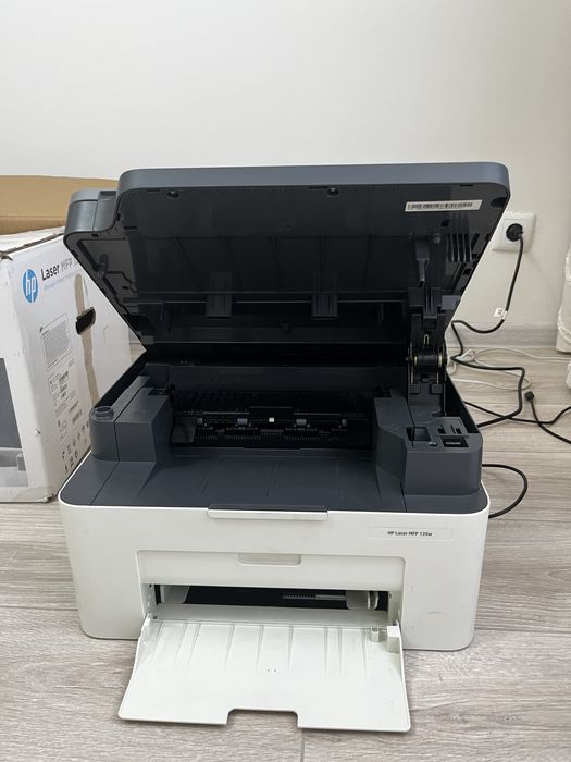 Срочно продам принтер HP