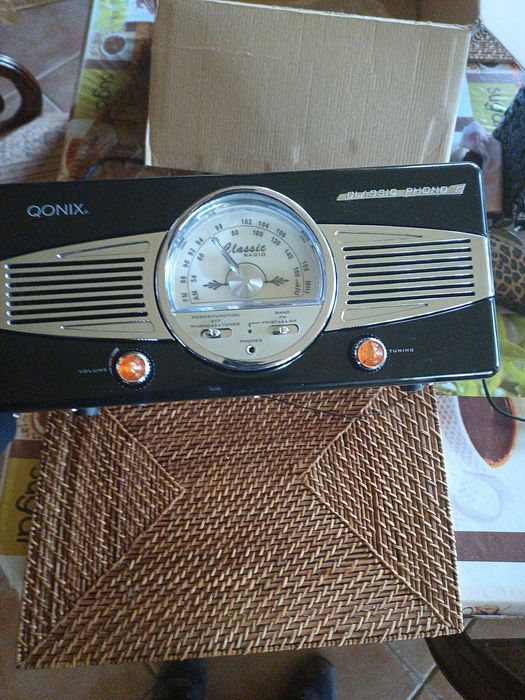 Pick up cu radio Qonix TTL 2000